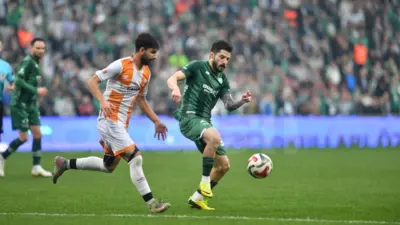 Atatürk Spor Kompleksi Matlı Stadyumu’nda oynanan karşılaşmada Bursaspor, Adanaspor’u farklı
