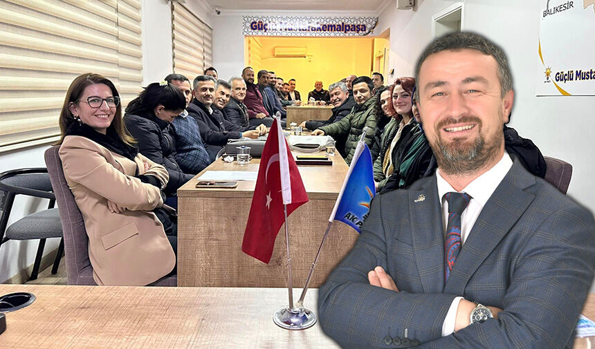 Mustafakemalpaşa AK Parti Teşkilatı'nda 16 Kasım'da gerçekleştirilen kongrenin ardından 13