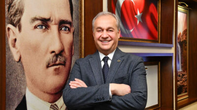 Mustafakemalpaşa Belediye Başkanımız Şükrü Erdem, 10 Kasım Atatürk’ü Anma Günü