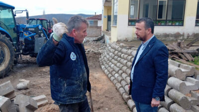 Yakın sürede AK Parti Mustafakemalpaşa İlçe Başkanığı'nın ve İlçe Başkanı