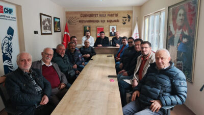 Cumhuriyet Halk Partisi İlçe Başkanı Gökhan Demir basın mensuplarına kahvaltı