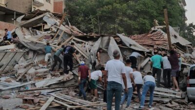 AFAD: Balıkesir’in Sındırgı ilçesinde saat 19.53’te 6.1 büyüklüğünde deprem meydana