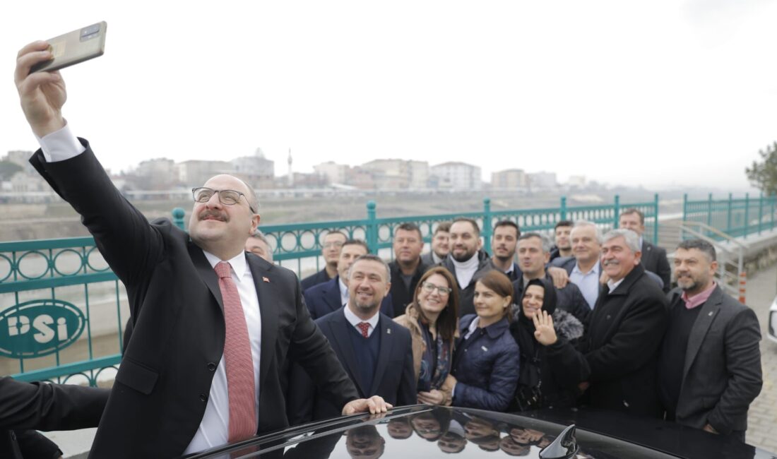 Bursa Milletvekili ve eski Sanayi ve Teknoloji Bakanı Mustafa Varank,