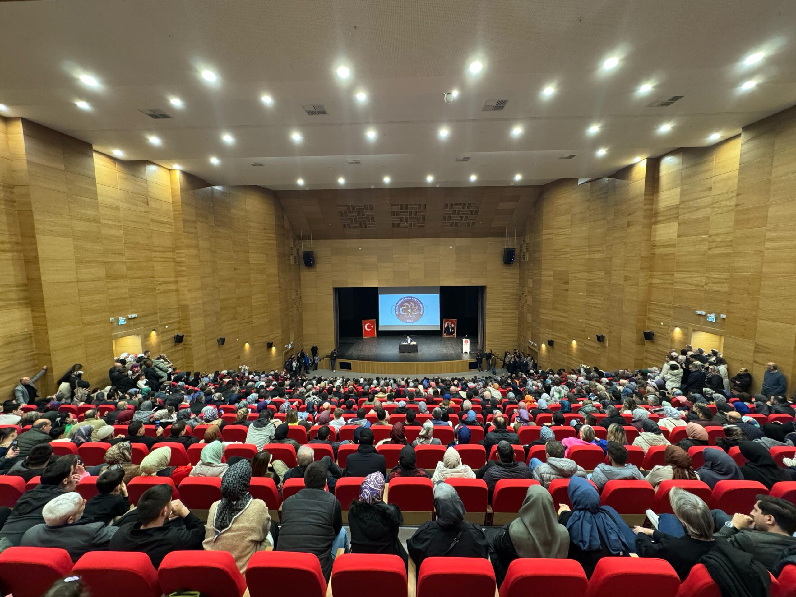 I M G 20250409 W A0132