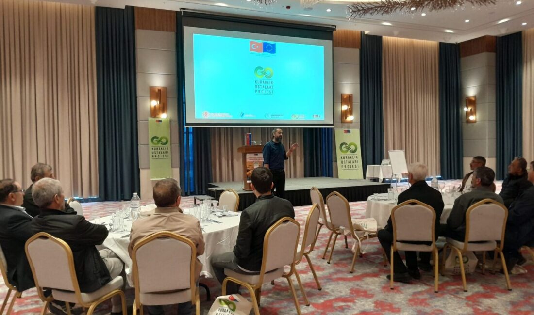 TEMA Vakfı'nın "Kuraklık Ustaları" projesi kapsamında hazırlanan eğitimler, Konya'da genç