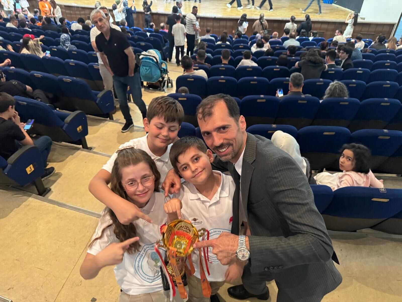 I M G 20250524 W A0033