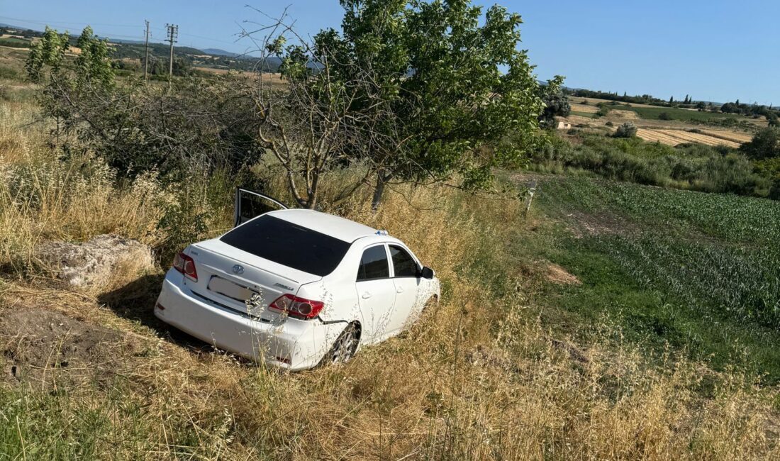 Saat 17.00 sıralarında Mustafakemalpaşa Güllüce Kavşağı'nın 100 metre ilerisinde trafik