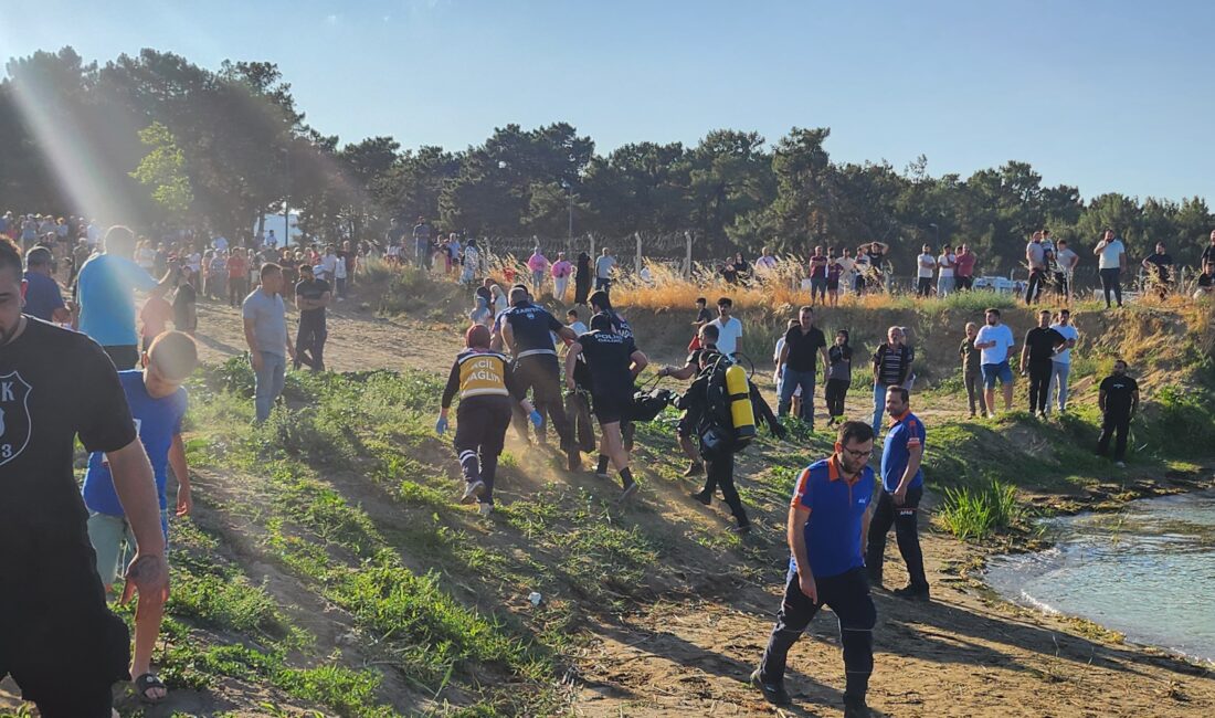 Bursa'nın Orhangazi ilçesinde serinlemek için İznik Gölü’ne giren iki çocuğun