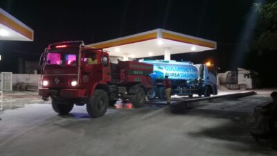 Mustafakemalpaşa’nın Devecikonağı Mahallesi’nde bulunan Çiftyıldız benzinliğinin arkasındaki ağaç kurutma fırınında