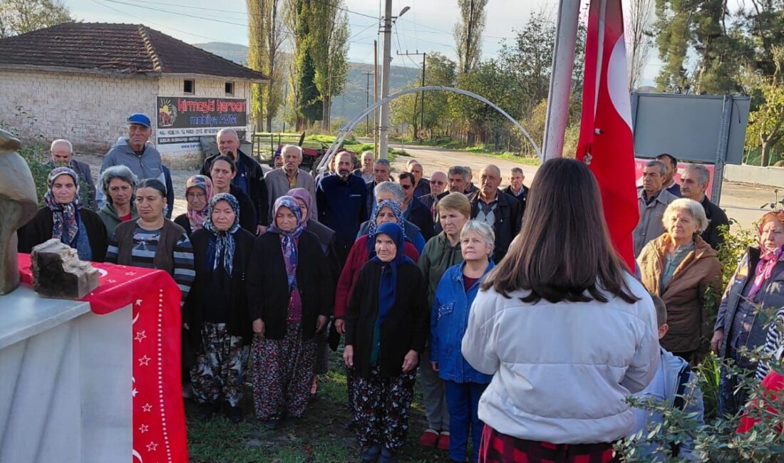 Mustafakemalpaşa’ya bağlı Kabulbaba Mahallesi'nde, Türkiye Cumhuriyeti’nin kurucusu Ulu Önder Gazi