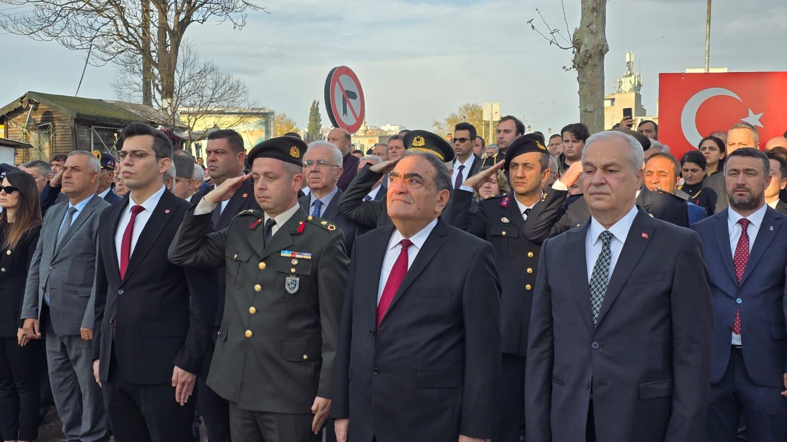 I M G 20251110 W A0133