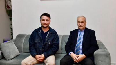 Mustafakemalpaşa Belediye Başkanı Şükrü Erdem ile Mustafakemalpaşa Belediye Başkan Yardımcısı