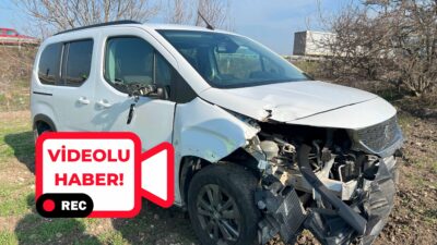 Polis Hatıra Ormanı yakınlarında araç direksiyon hakimiyetini kaybederek şarampole yuvarlandı.