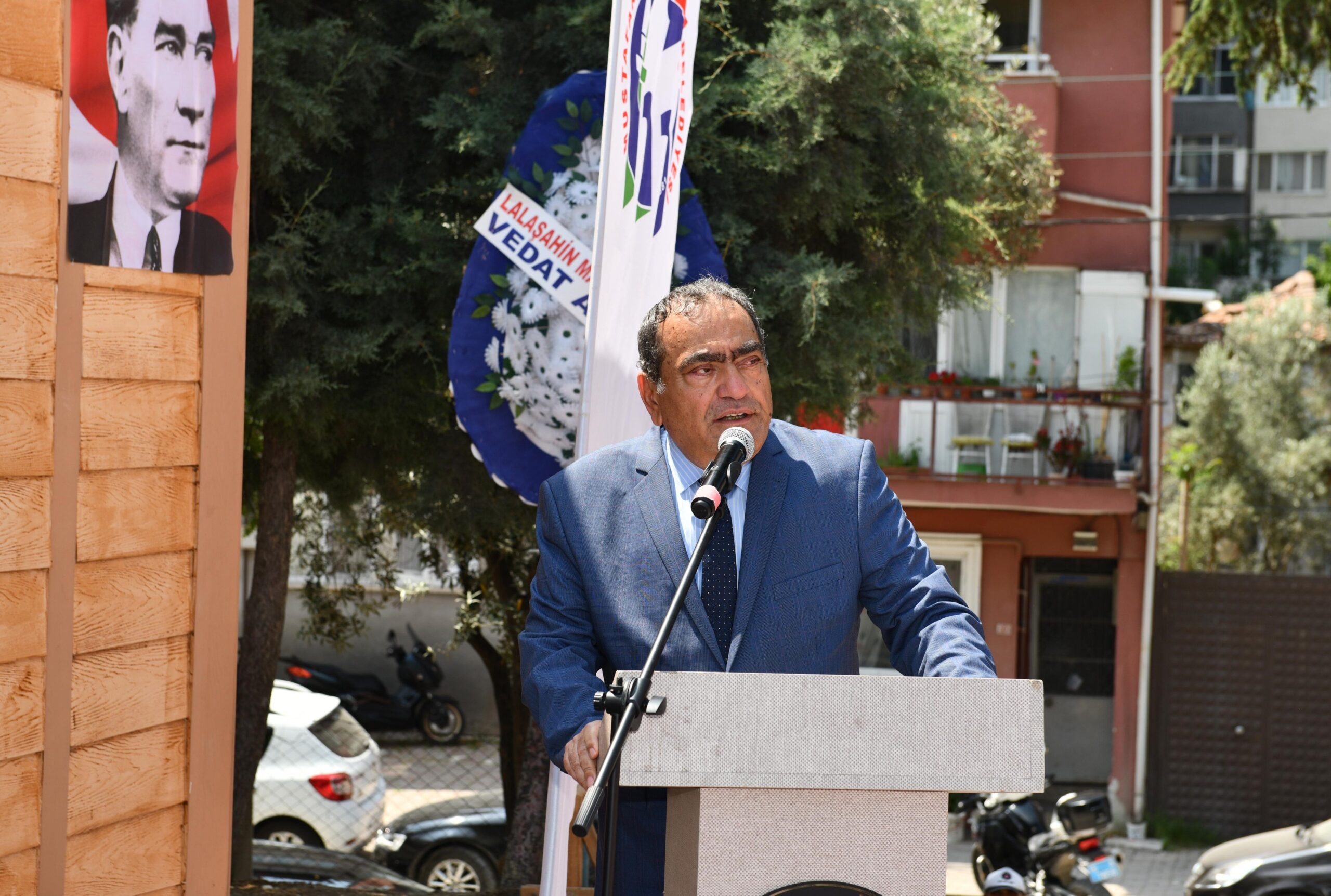 Mahmut Çolakoğlu Parkı’nda “Gülümseyen Kafe” Hizmete Girdi (7)