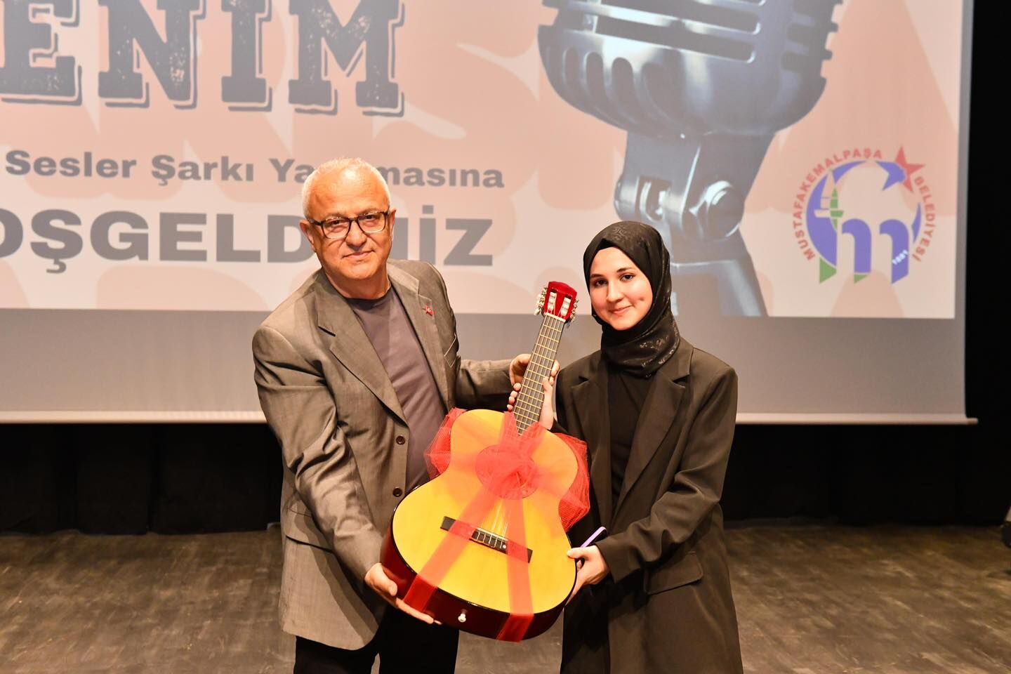 Mustafakemalpaşa’da Genç Yetenekler “O Ses Benim” Sahnesinde Buluştu (12)