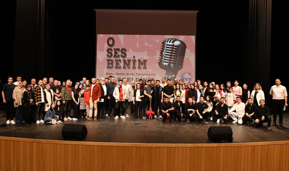 Mustafakemalpaşa Belediyesi’nin 19 Mayıs etkinlikleri kapsamında düzenlediği “O Ses Benim”
