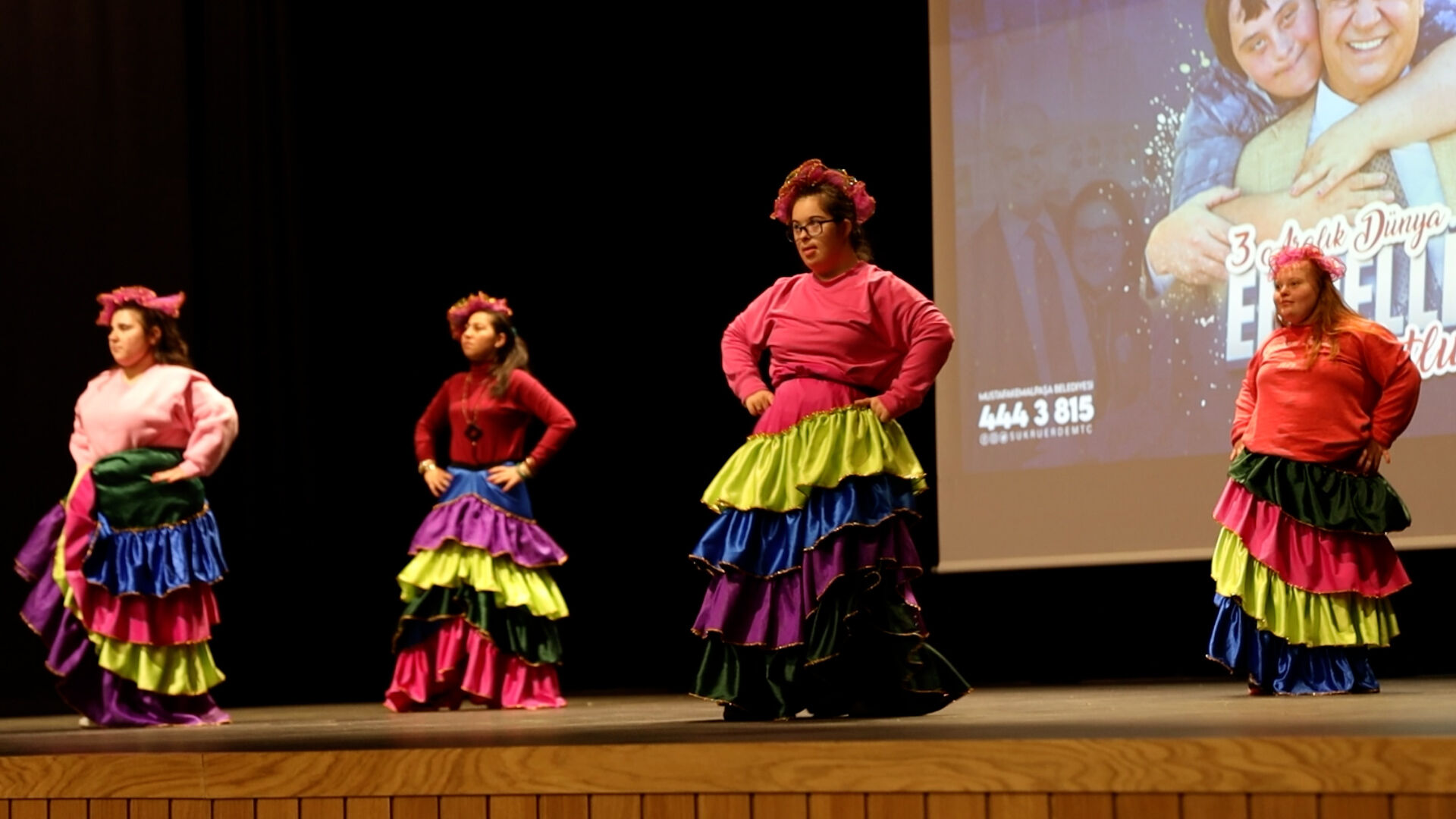 Outro.00 01 06 14. Still002