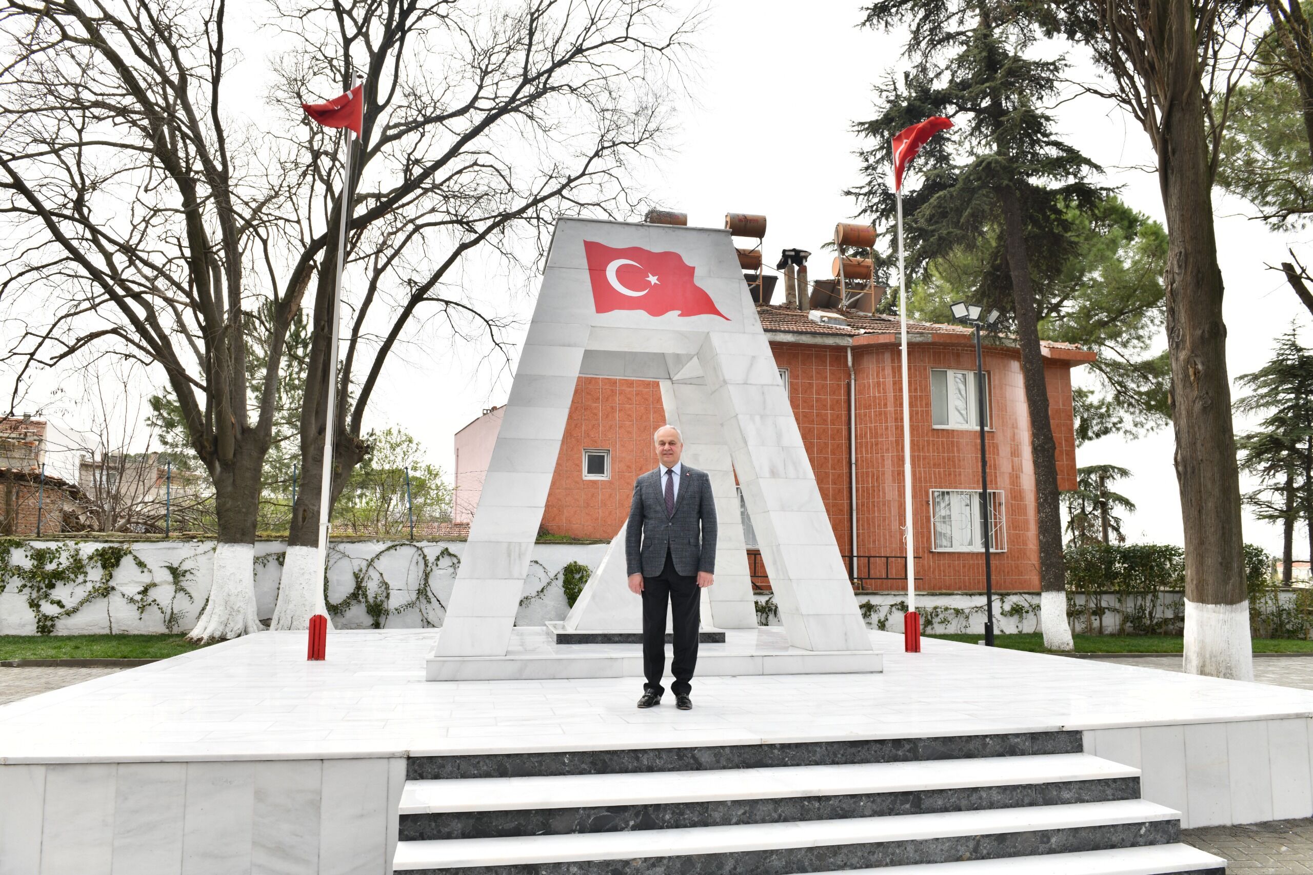 Şehi̇tli̇k 18 Mart İçi̇n Yeni̇lendi̇ (1)