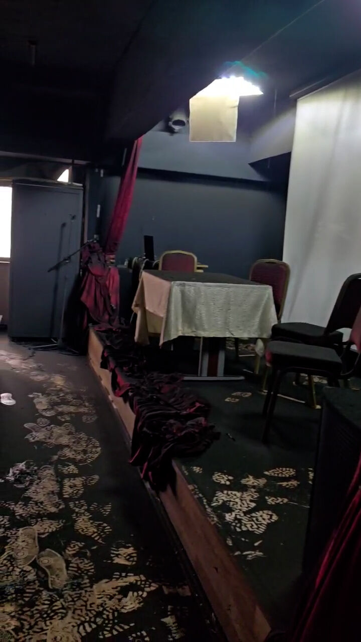 Sequence 01.00 00 01 25.Still002