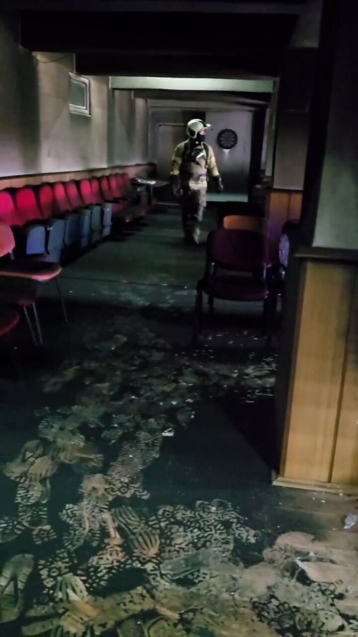 Sequence 01.00 00 13 04.Still004