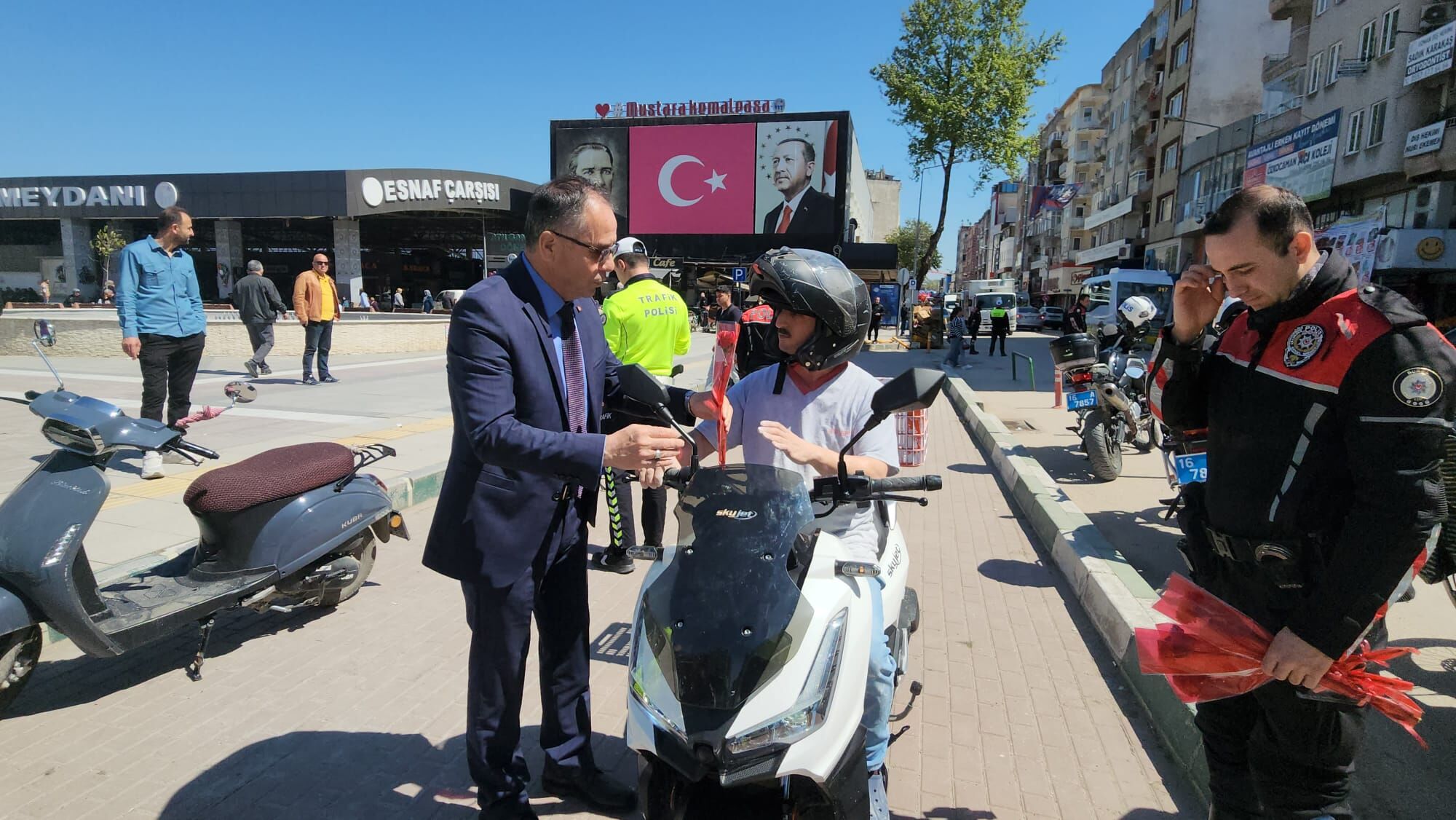 Whatsapp Image 2025 04 15 At 18.54.30 (1)