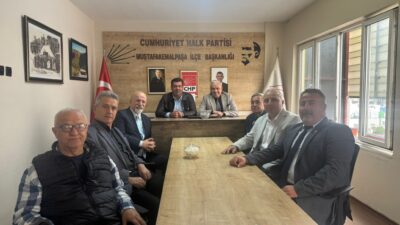 Nilüfer Belediye Başkanı Şadi Özdemir, saat 10:00’da CHP İlçe Başkanlığı’nı