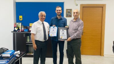 Mustafakemalpaşalı Dr. Bahadır Kopçasız, iki uluslararası platformda “En İyi Araştırmacı”