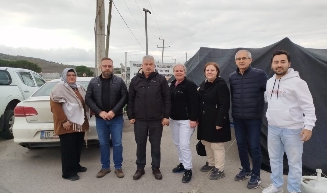 Zafer Partisi Mustafakemalpaşa İlçe Başkanı Göksel Şenkuyumcu, Eker Süt Ürünleri’nde