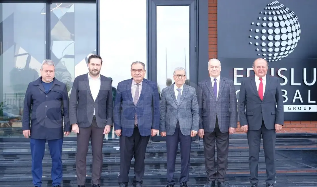 Mustafakemalpaşa Kaymakamı, Belediye Başkanı ve Belediye Mustafakemalpaşa Spor Kulübü Başkanı,