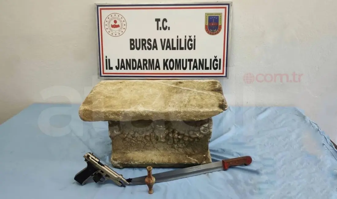 Bursa İl Jandarma Komutanlığı ekipleri, tarihi eser kaçakçılığına yönelik yürüttüğü