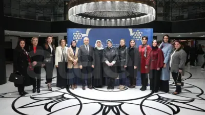 Bursa’da koruyucu aileler ve çocuklar, Vali Erol Ayyıldız’ın eşi Dilek