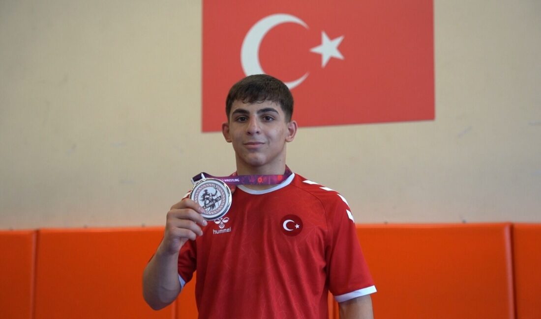 Yıldırım Belediyesi Sporcusu Yusuf İslam Kara İtalya’da düzenlenen U-15 Avrupa