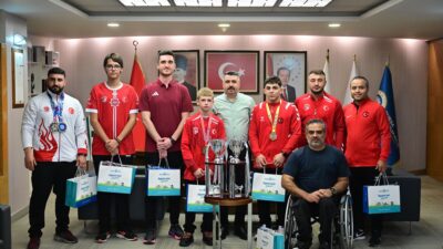 ‘Spor Kenti Yıldırım’ vizyonuyla, sporu ve sporcuyu destekleyen önemli projelere